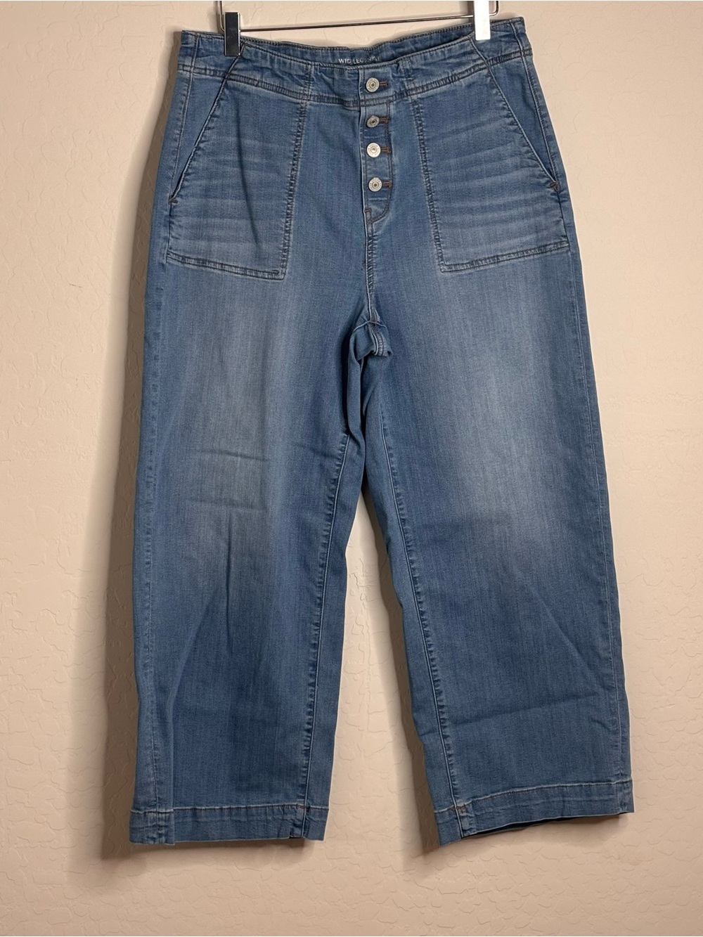 Chico's Women's Ankle Jeans. Wide Leg. Size 12R - Five Button Fly Pull-On